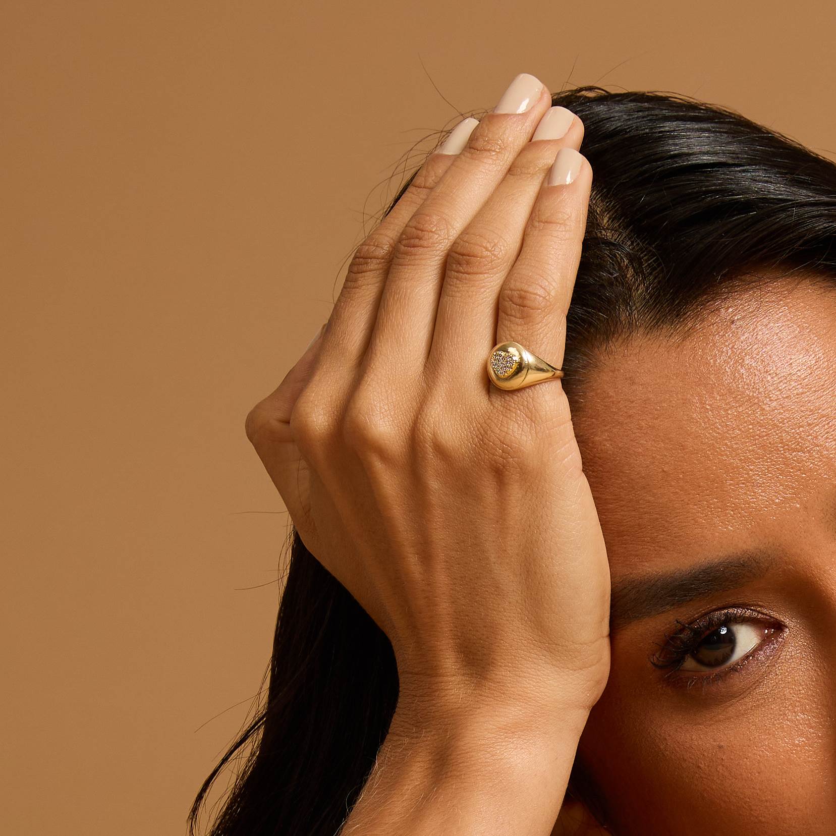 Anel dedinho coração cravejado