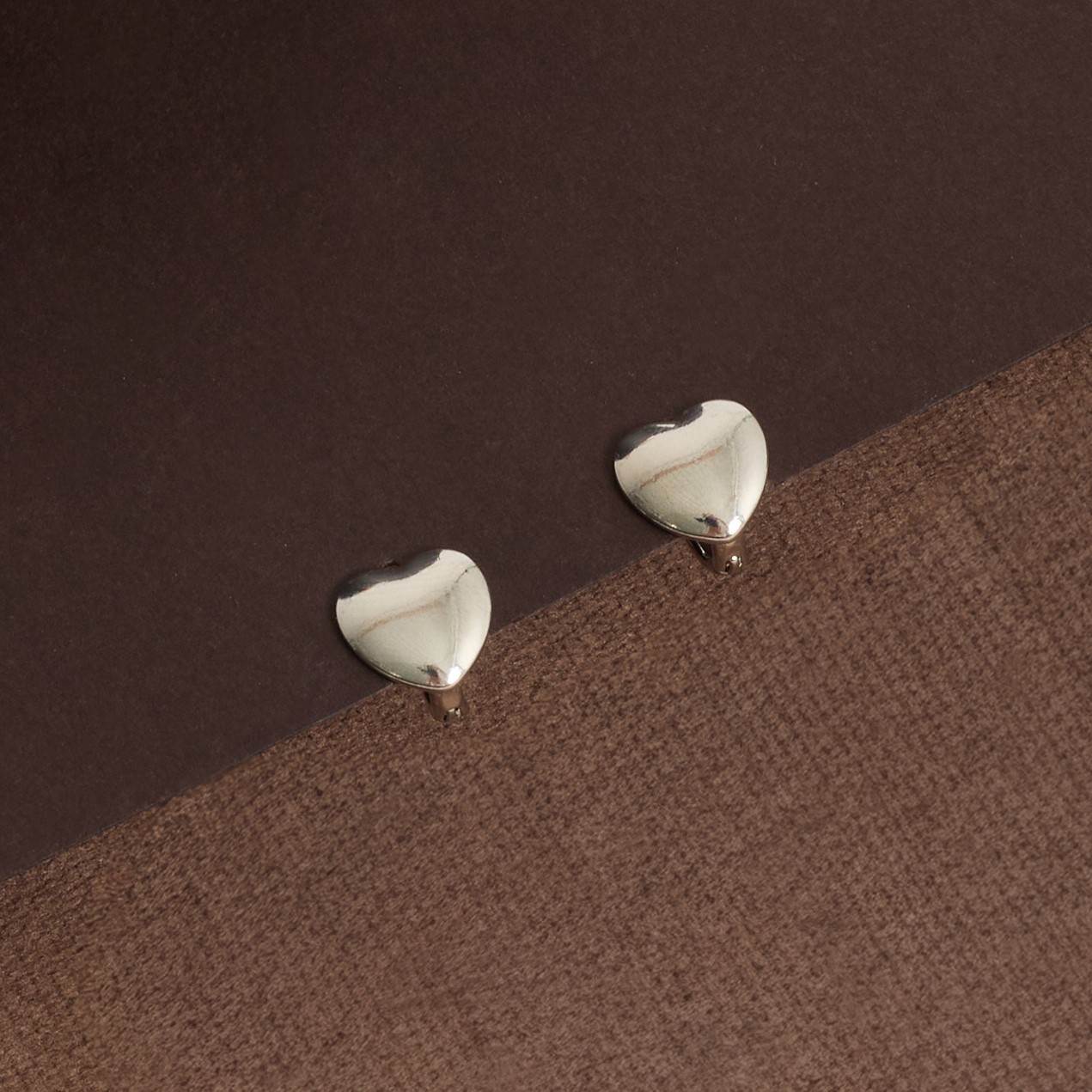 Argola click coração 11mm