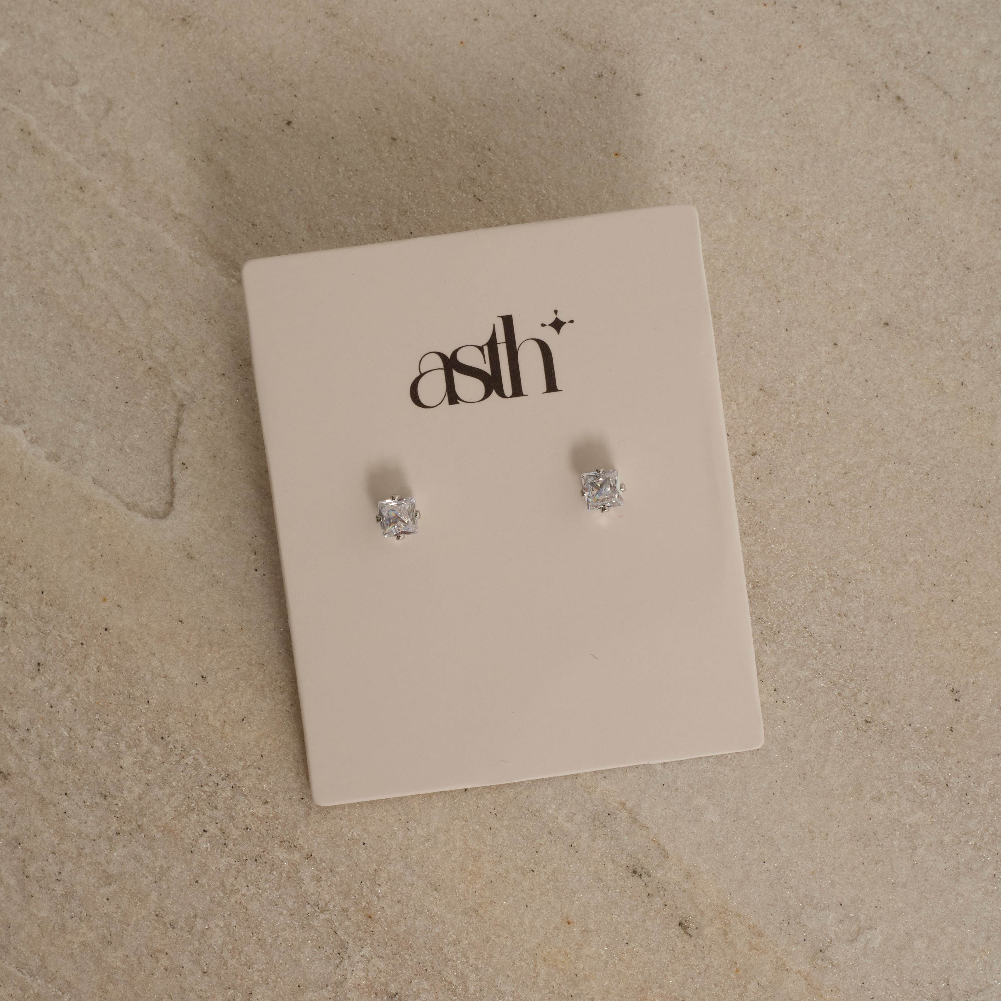 Brinco zircônia quadrada cristal caixa alta 4mm