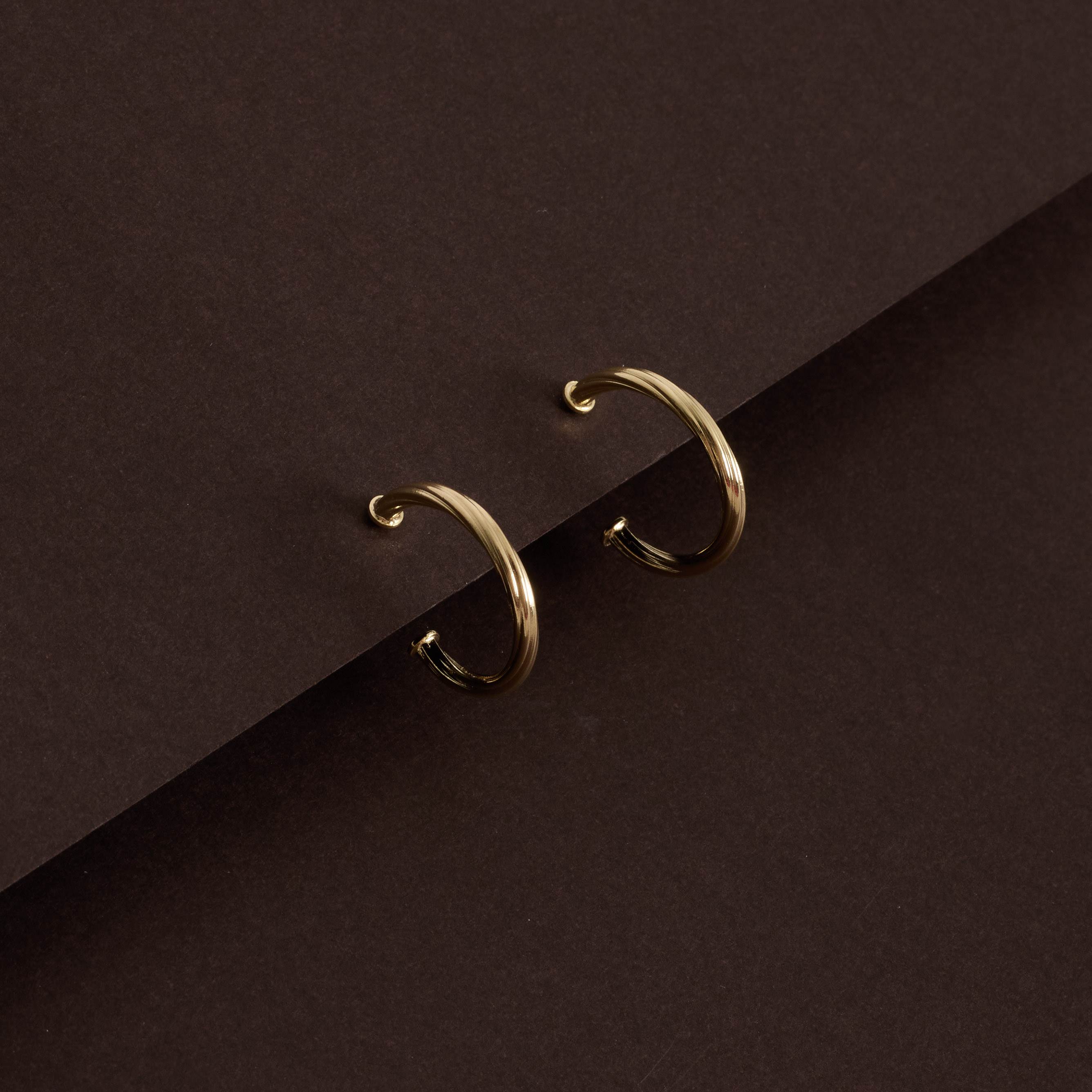 Argola torcido leve 20mm tarraxa