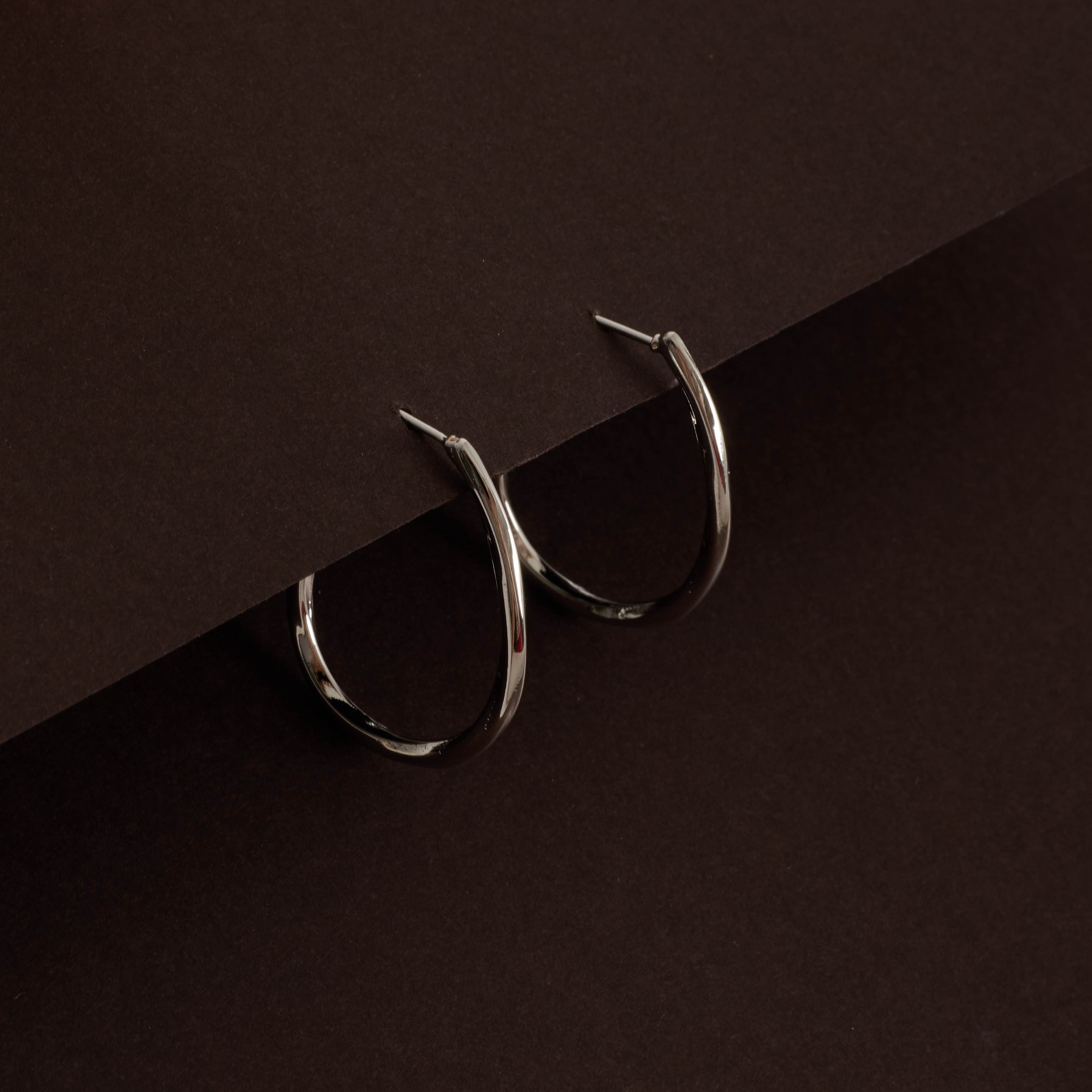 Argola gota torcido leve 32mm tarraxa