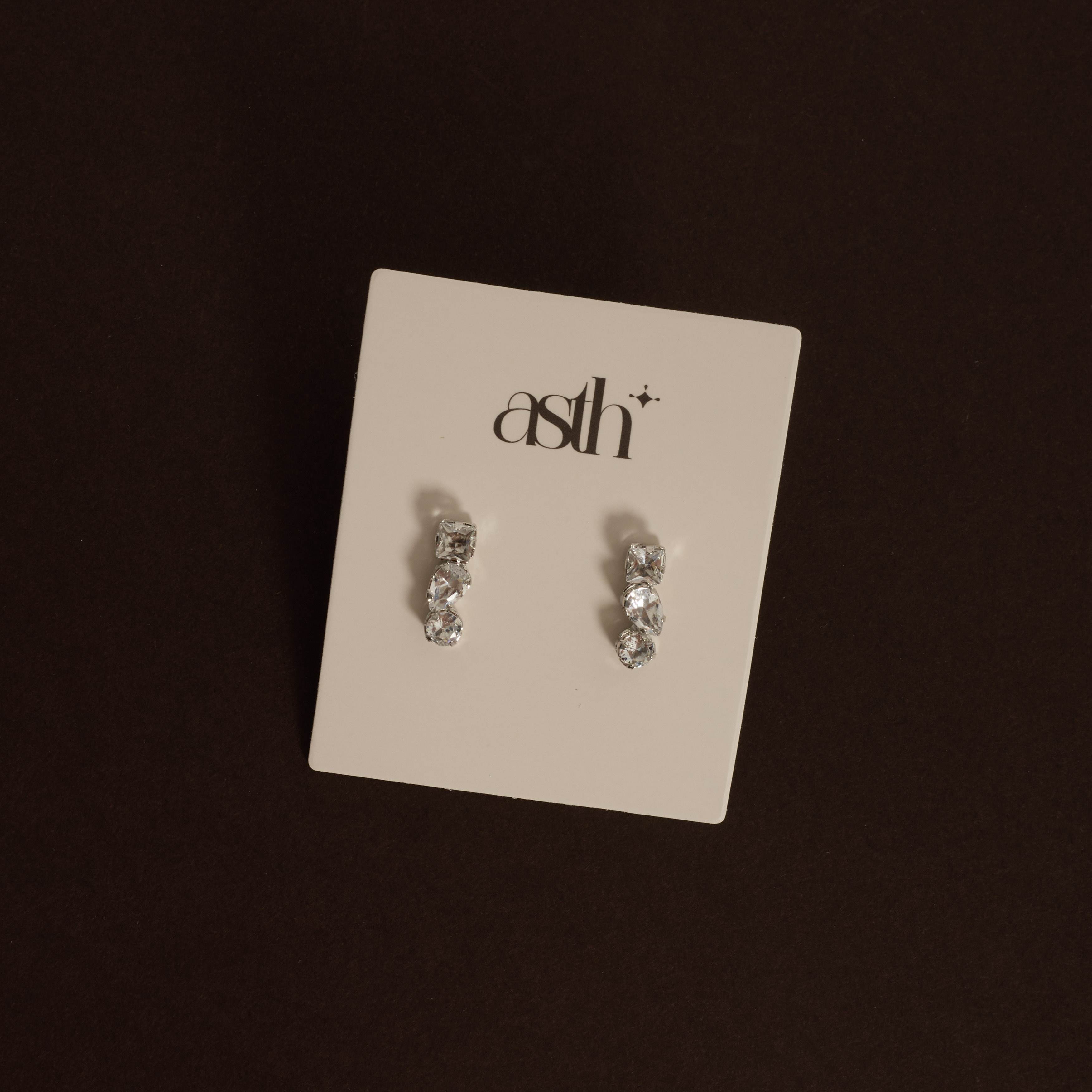 Brinco zircônias quadrada, gota e redonda 15mm tarraxa asa