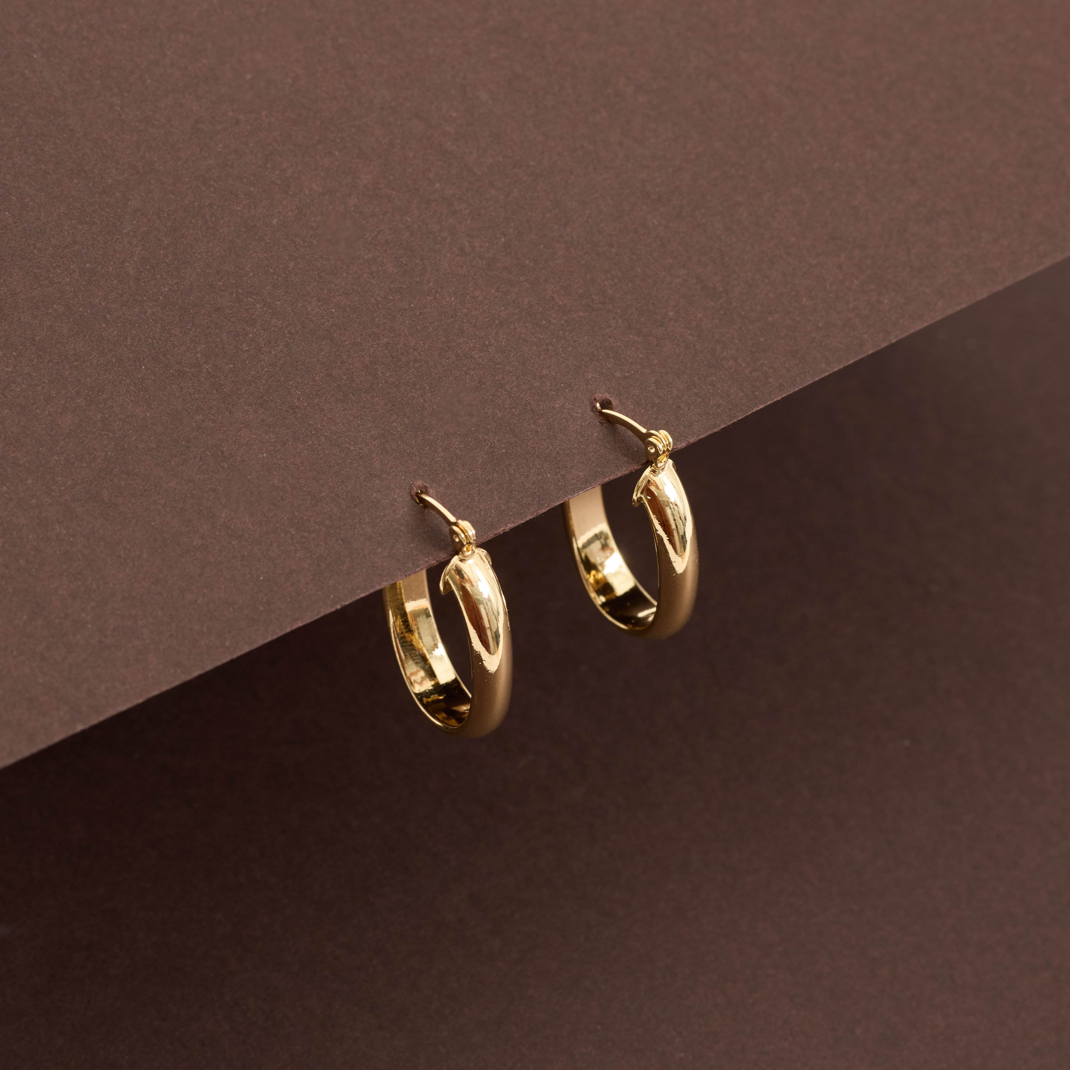 Argola oval fio meia cana 25mm trava